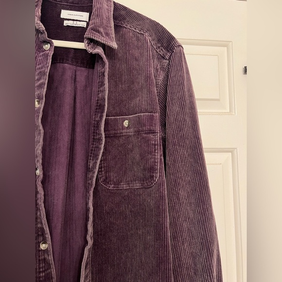 Urban Outfitters Men's Dark Purple Corduroy Shirt Jacket - Picture 3 of 5